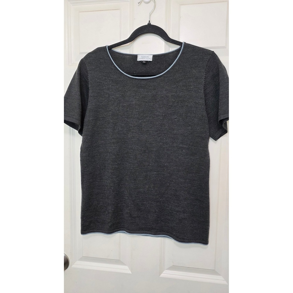 Tahari Arthur S. Levine Knit Top Women 14 Gray Wool Blend‎ Short Sleeve Sweater